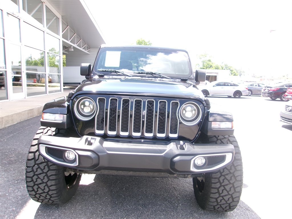 2023 Jeep Gladiator
