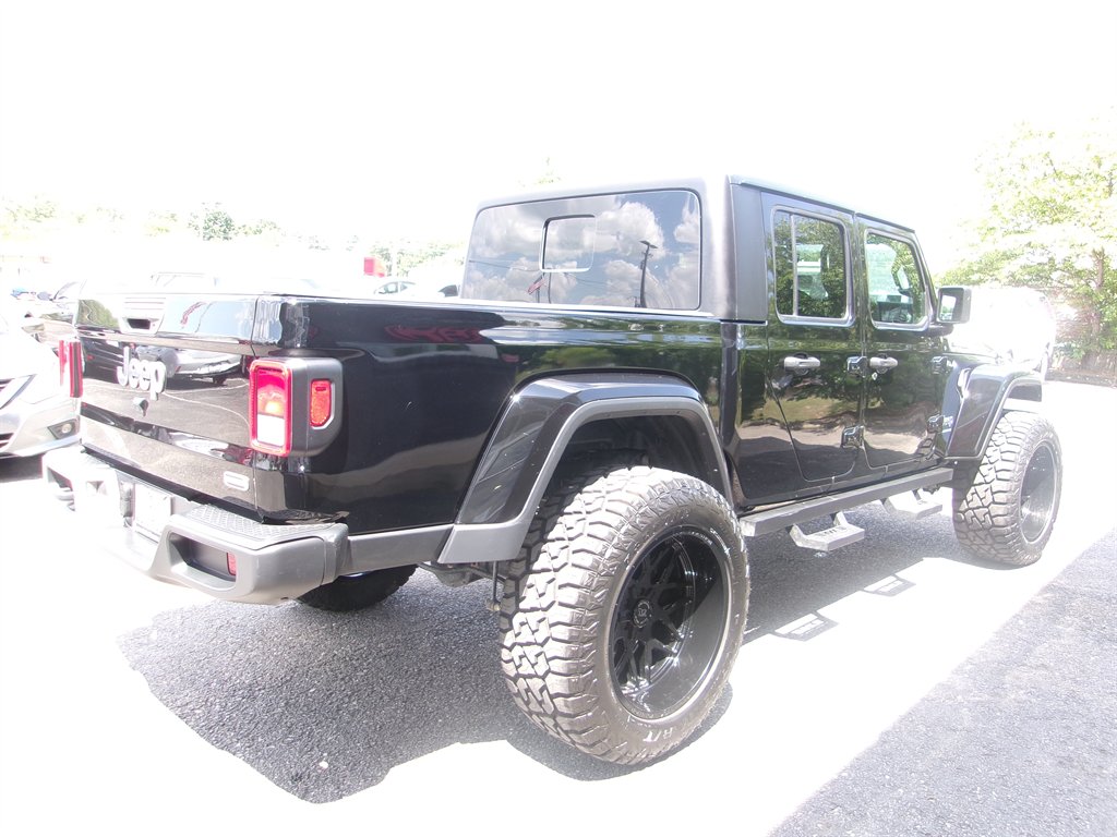 2023 Jeep Gladiator