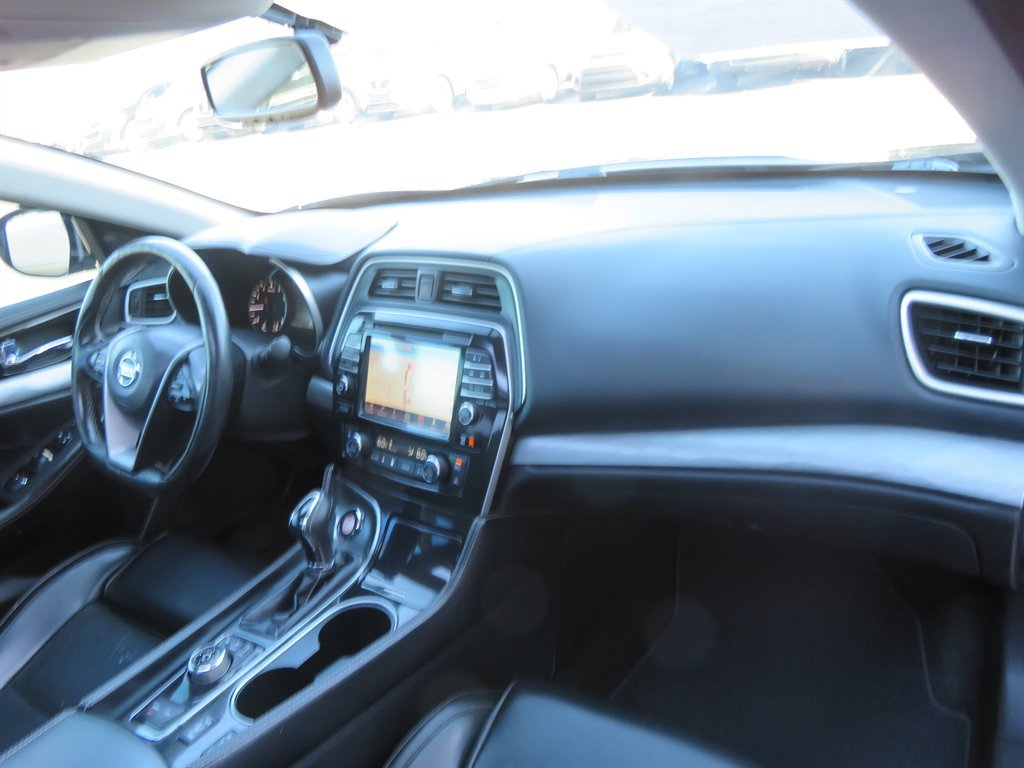 2017 Nissan Maxima