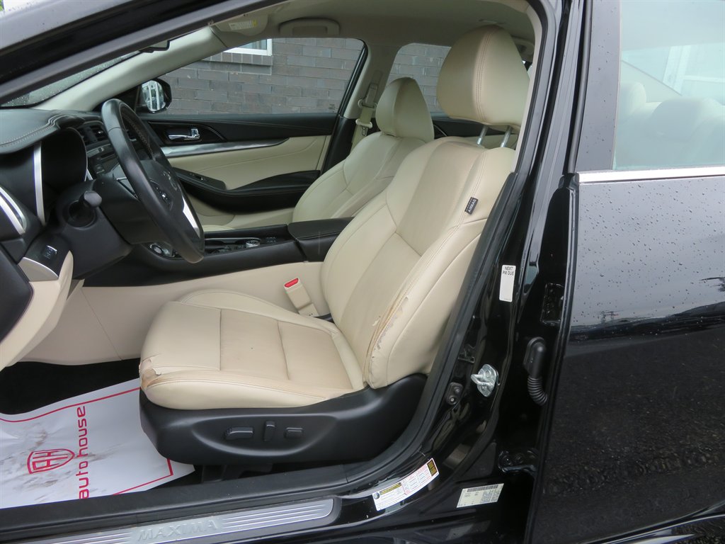 2020 Nissan Maxima