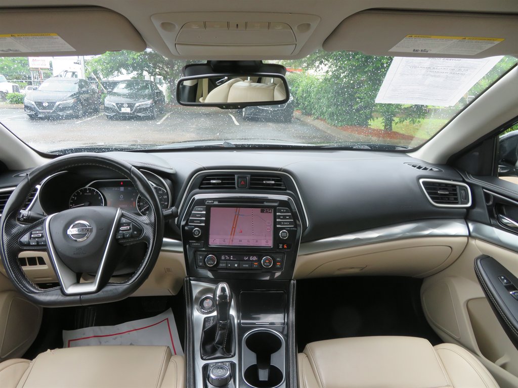 2020 Nissan Maxima