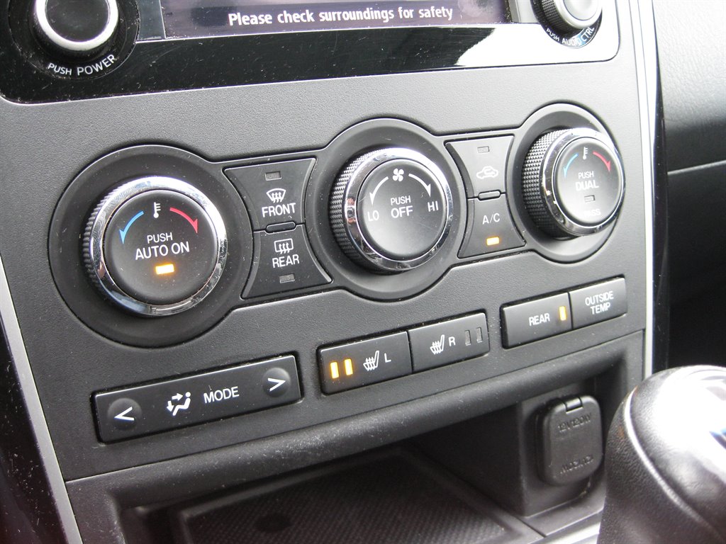 2013 Mazda CX-9 Touring photo