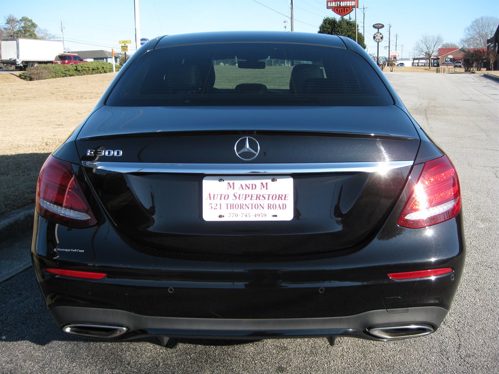 2018 Mercedes-Benz E-Class E300 photo