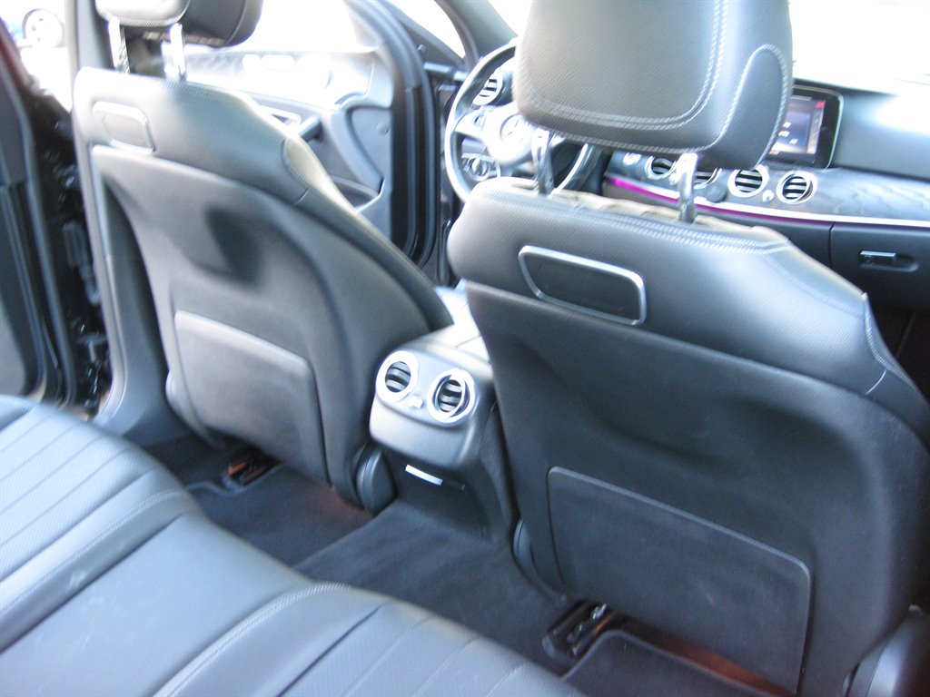 2018 Mercedes-Benz E-Class E300 photo