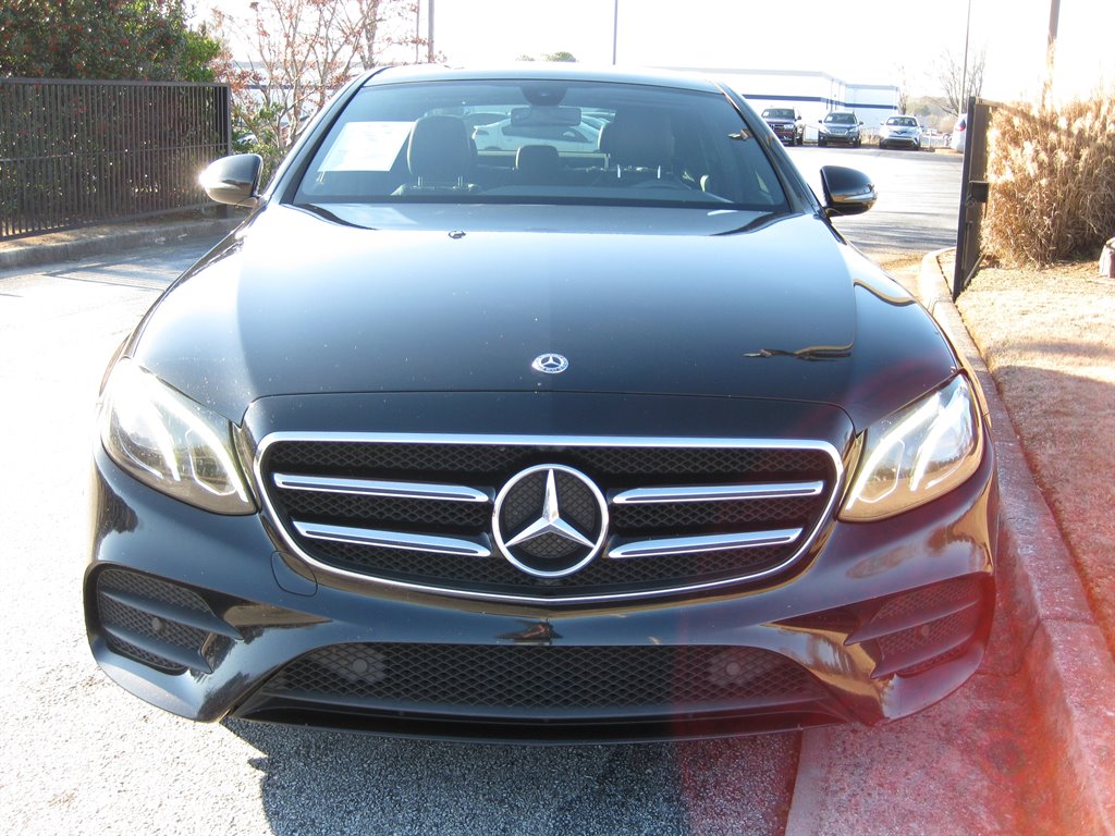 2018 Mercedes-Benz E-Class E300 photo