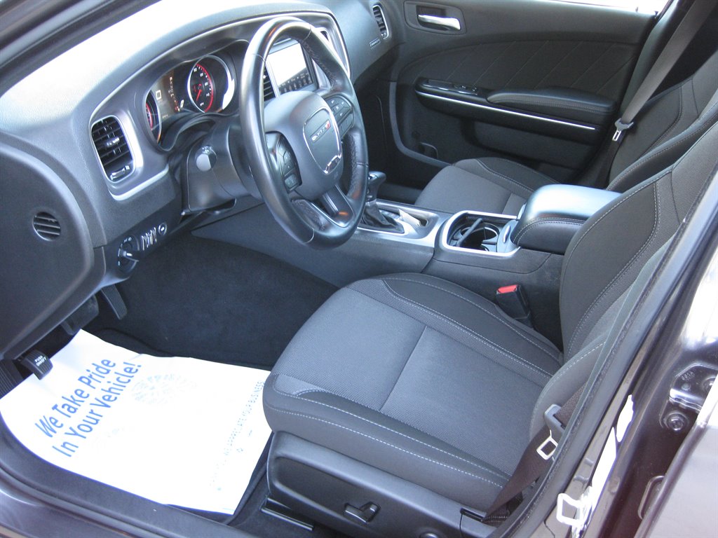 2022 Dodge Charger SXT photo
