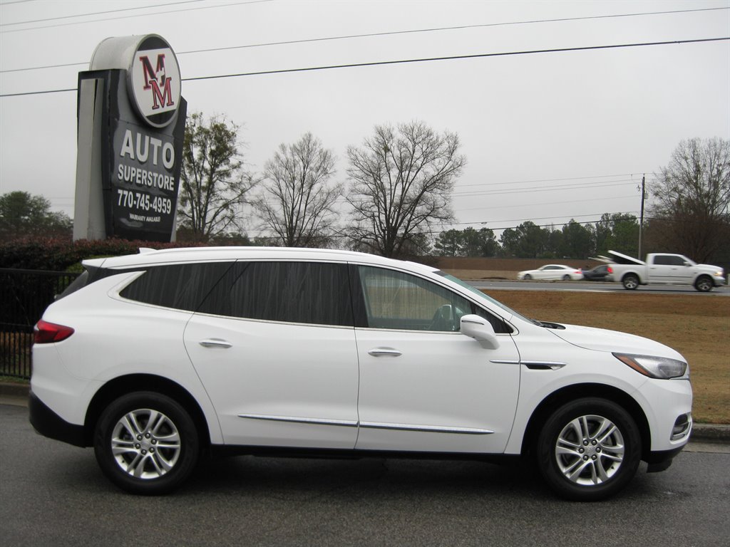 2019 Buick Enclave Essence With Navigat photo