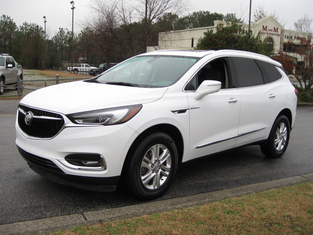 2019 Buick Enclave Essence With Navigat photo