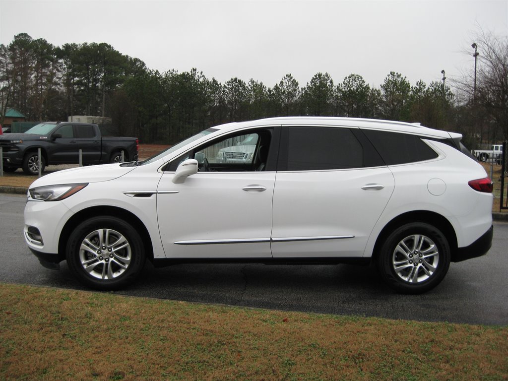 2019 Buick Enclave Essence With Navigat photo