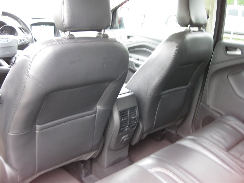 2018 Ford Escape SEL photo