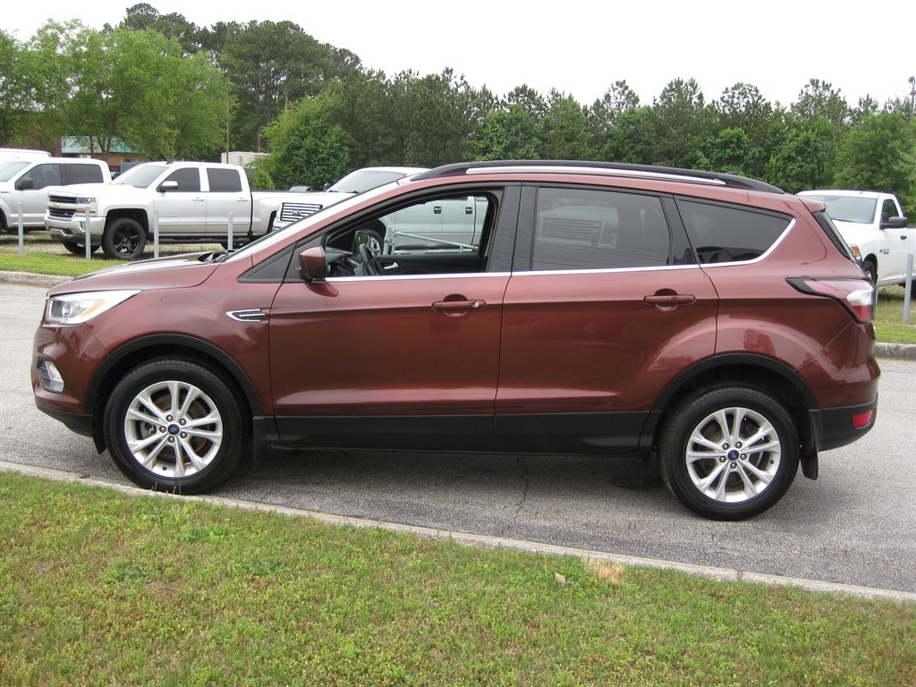 2018 Ford Escape SEL photo