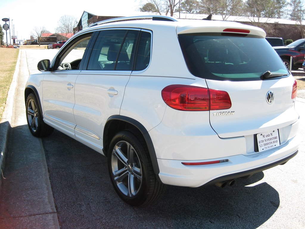 2017 Volkswagen Tiguan Sport With Navigatio photo