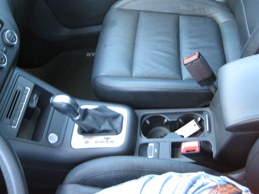 2017 Volkswagen Tiguan Sport With Navigatio photo