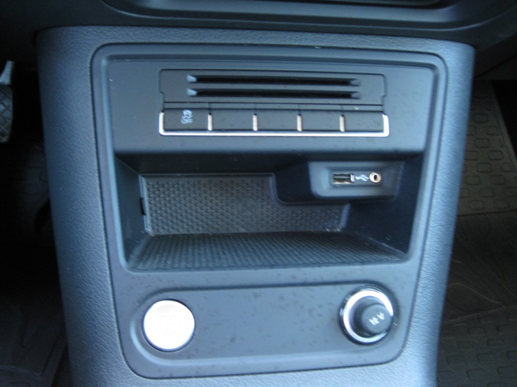 2017 Volkswagen Tiguan Sport With Navigatio photo