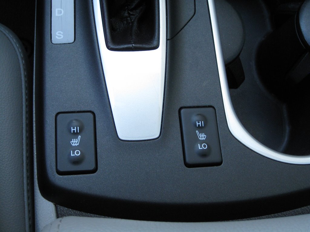 2018 Acura RDX Navigation-Sunroof photo