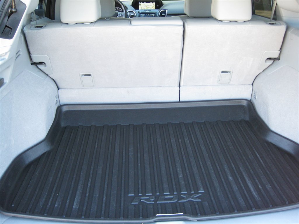 2018 Acura RDX Navigation-Sunroof photo