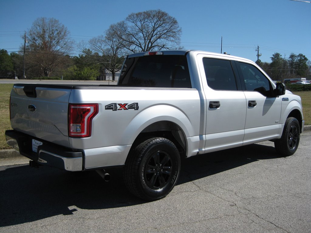 2016 Ford F150 XLT photo