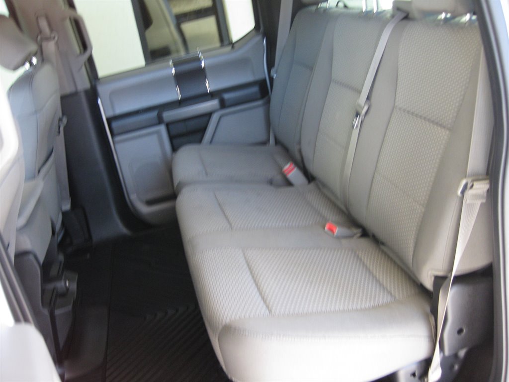 2016 Ford F150 XLT photo