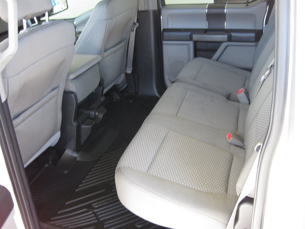 2016 Ford F150 XLT photo