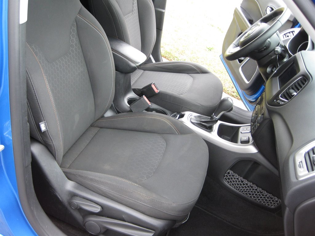 2019 Jeep Compass Sport photo