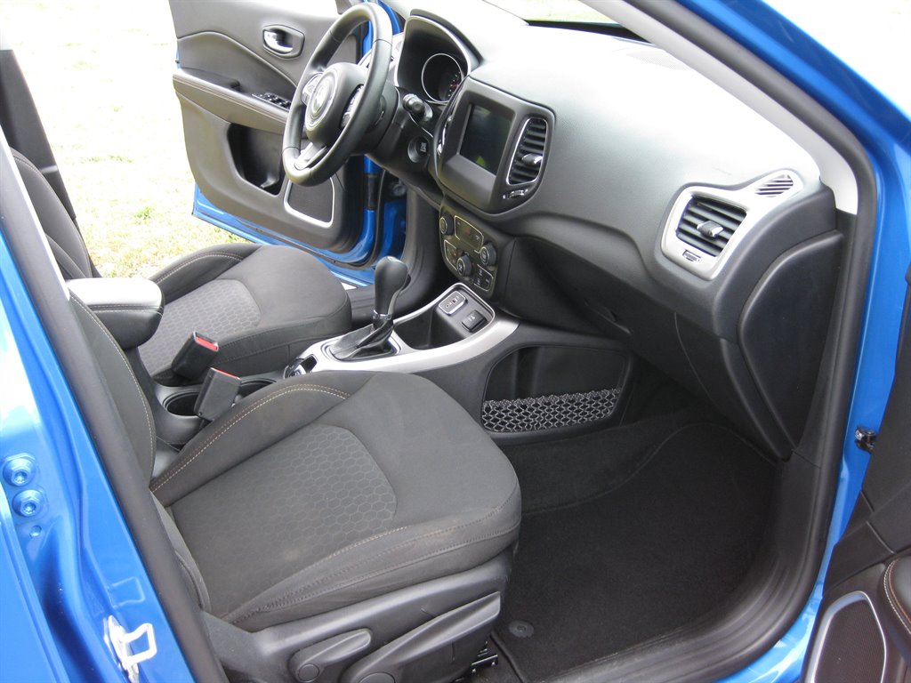 2019 Jeep Compass Sport photo
