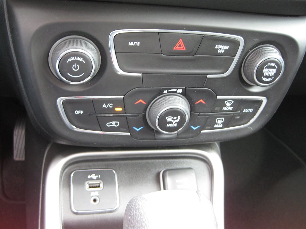 2019 Jeep Compass Sport photo