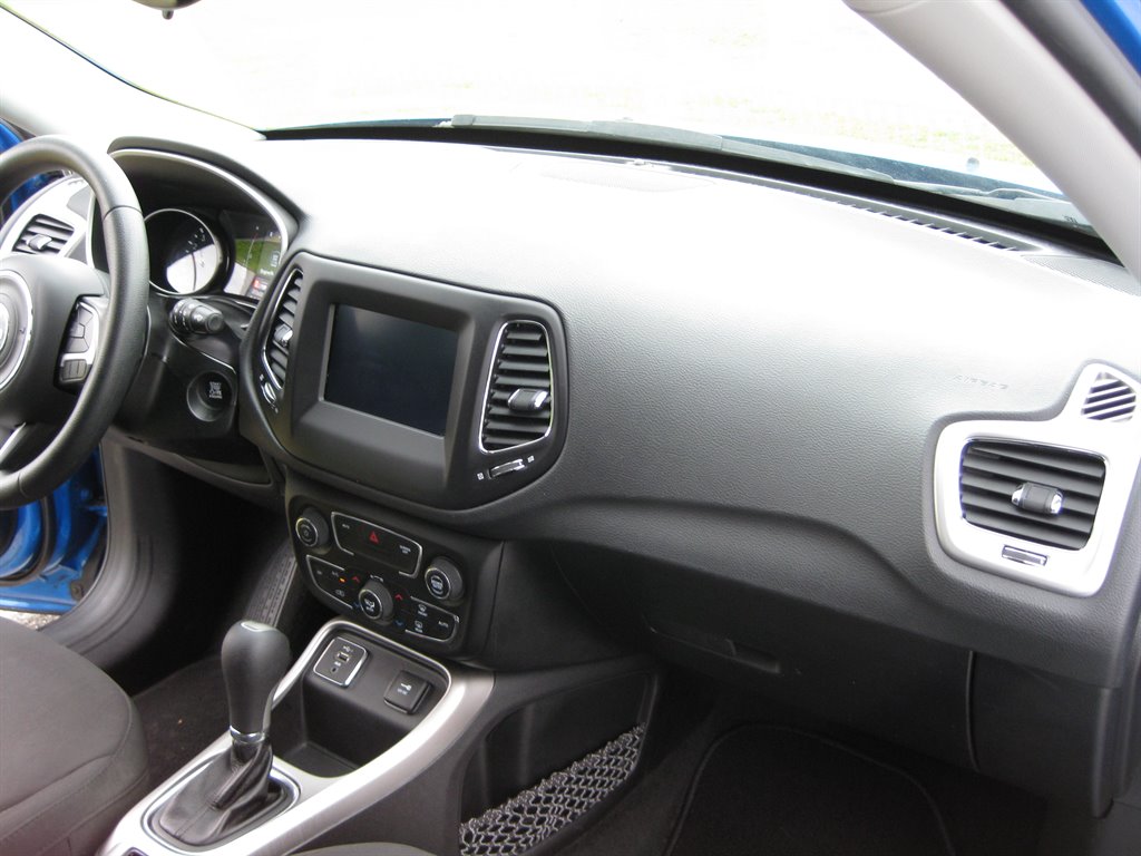 2019 Jeep Compass Sport photo