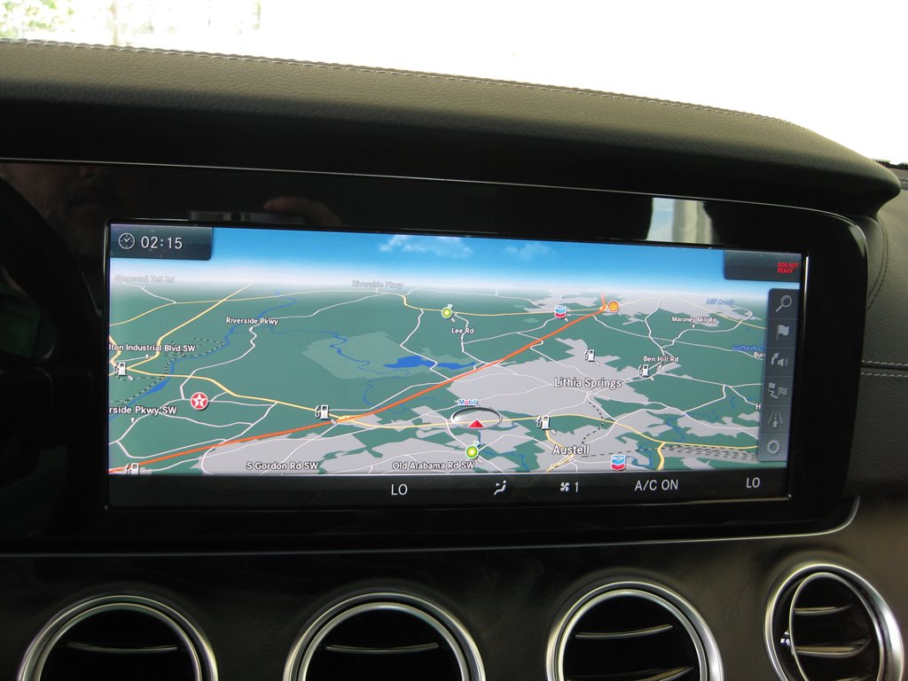 2018 Mercedes-Benz E-Class E300 With Sunroof AN photo