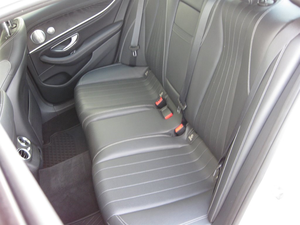 2018 Mercedes-Benz E-Class E300 With Sunroof AN photo
