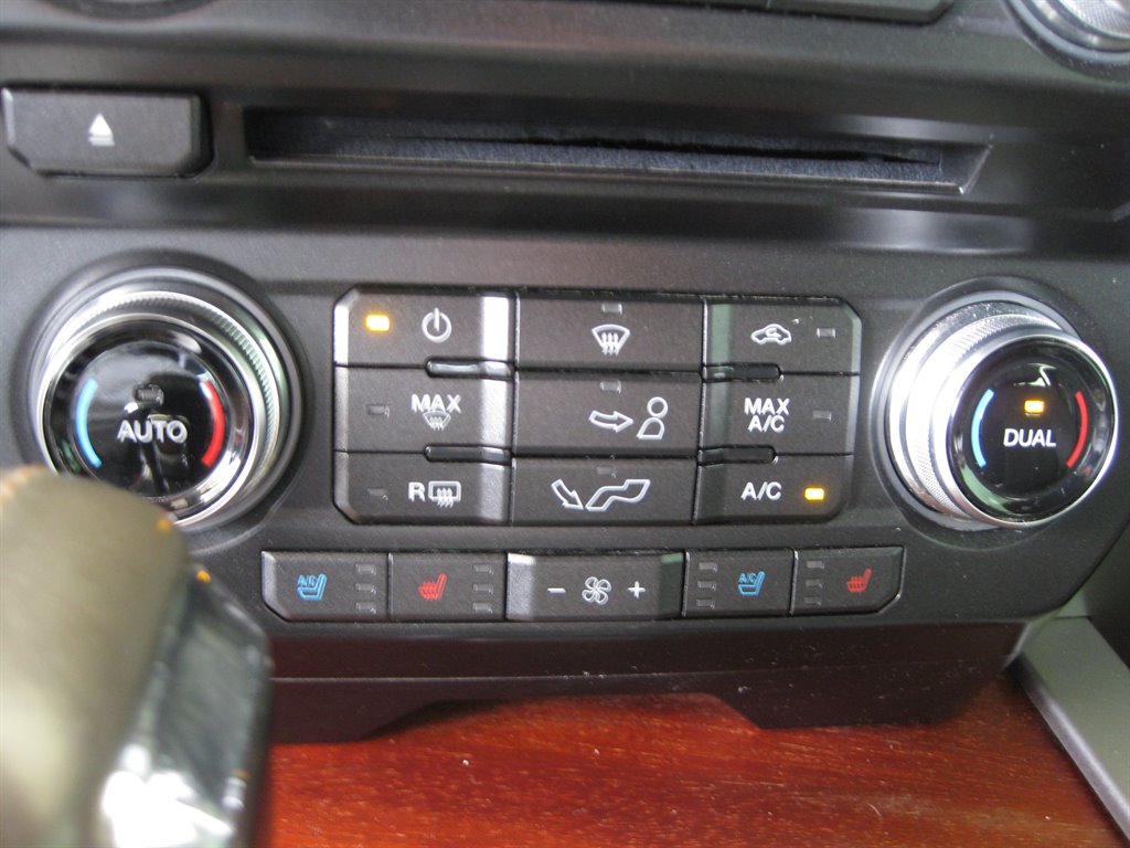 2016 Ford F150 King Ranch photo