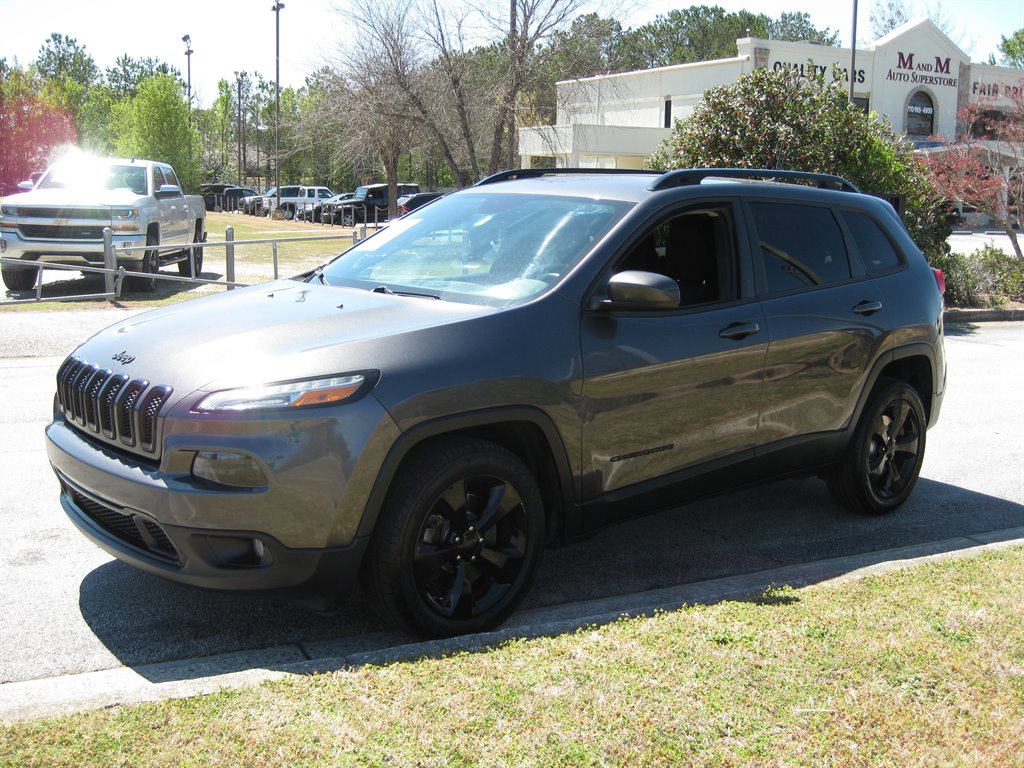 2016 Jeep Cherokee Latitude photo