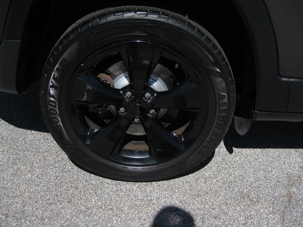 2016 Jeep Cherokee Latitude photo