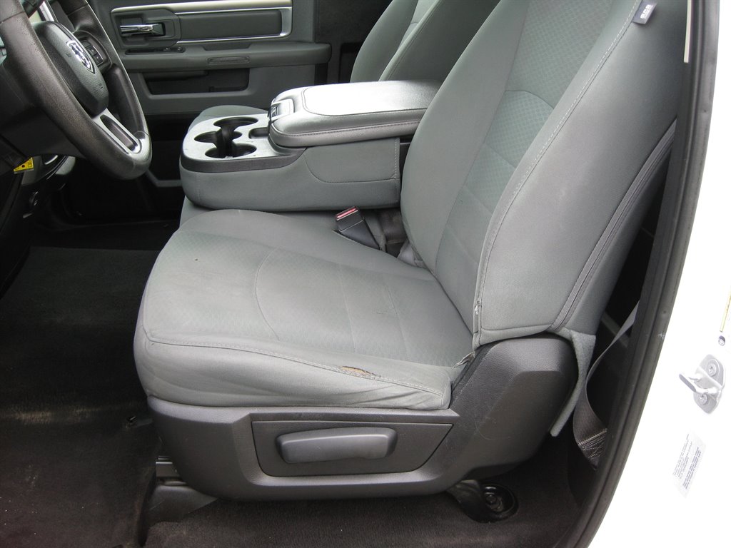 2016 RAM 1500 Tradesman-Hemi-Long  photo
