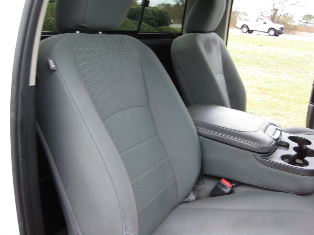 2016 RAM 1500 Tradesman-Hemi-Long  photo