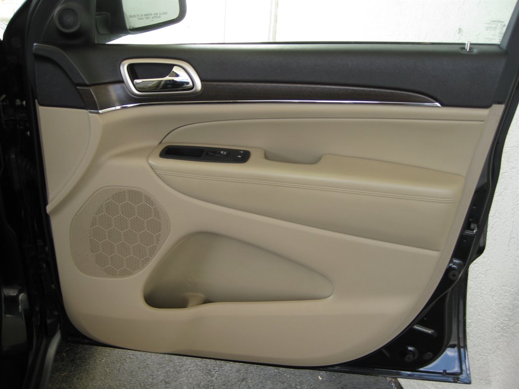 2014 Jeep Grand Cherokee Limited photo