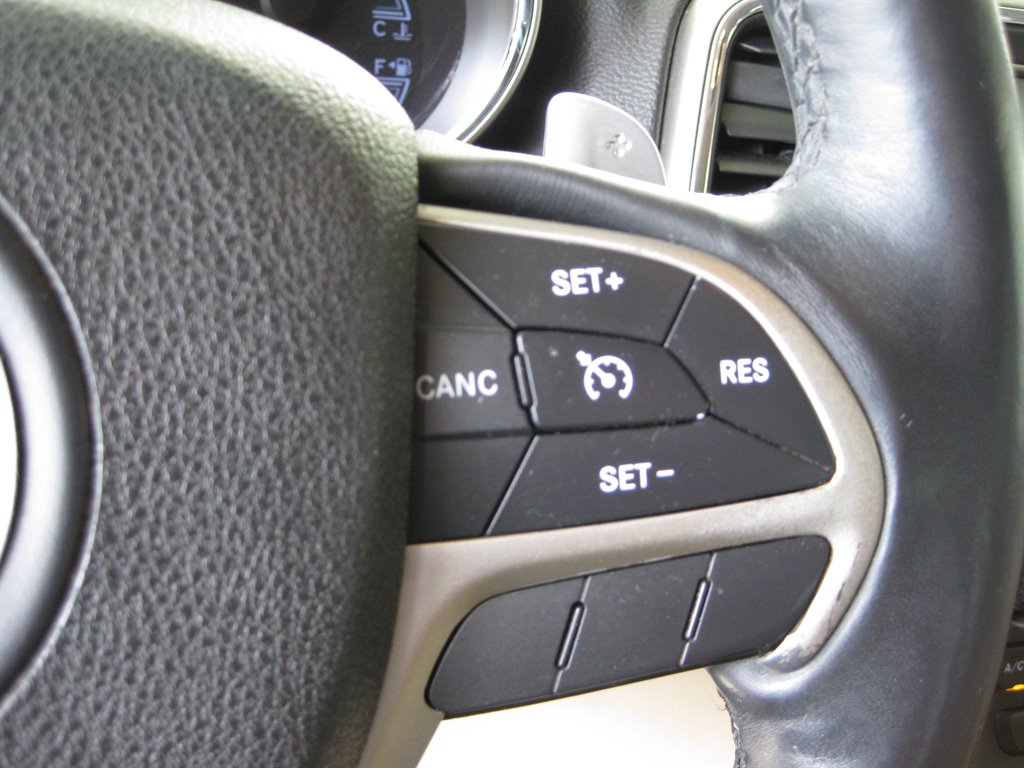 2014 Jeep Grand Cherokee Limited photo