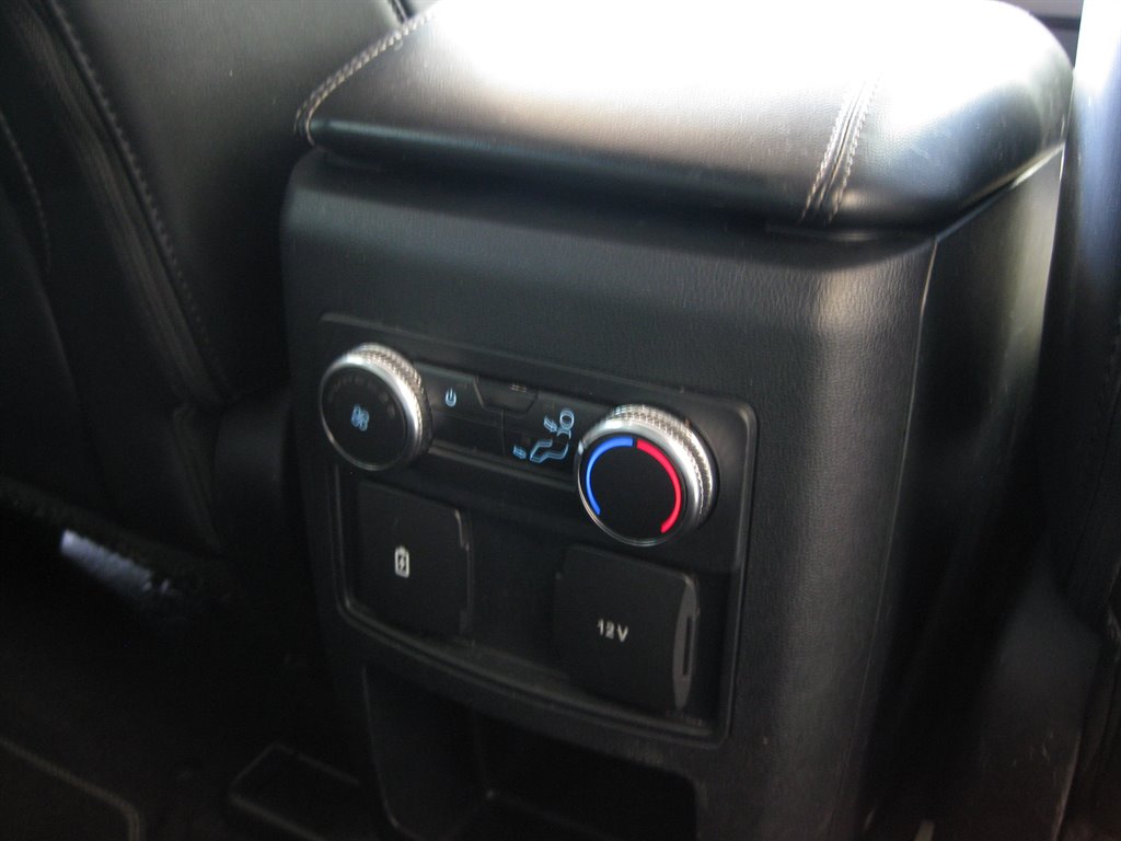 2021 Ford Explorer XLT-202a With Sport  photo