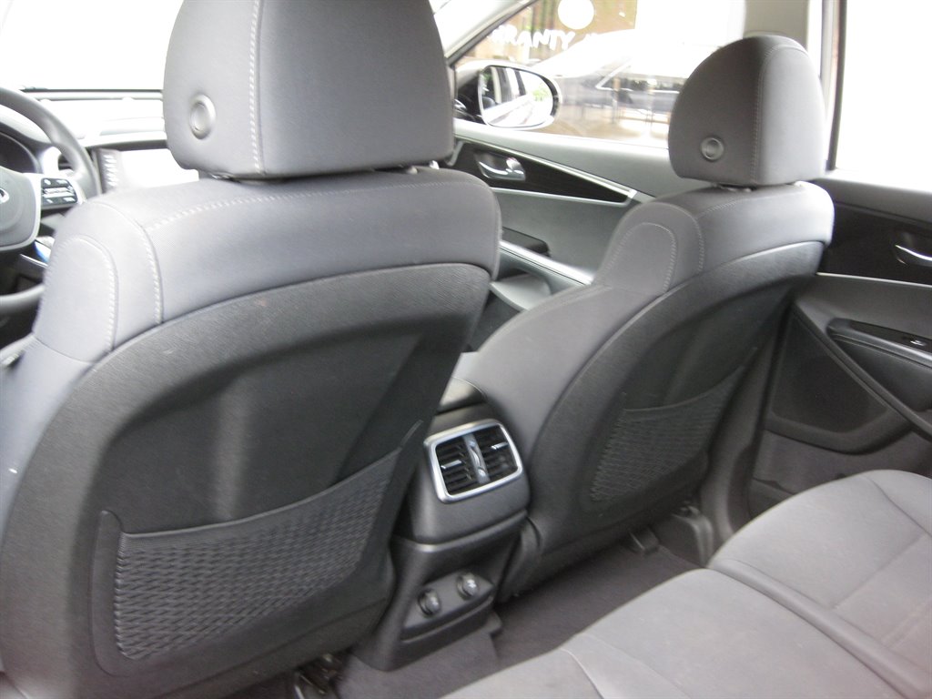 2019 Kia Sorento LX photo