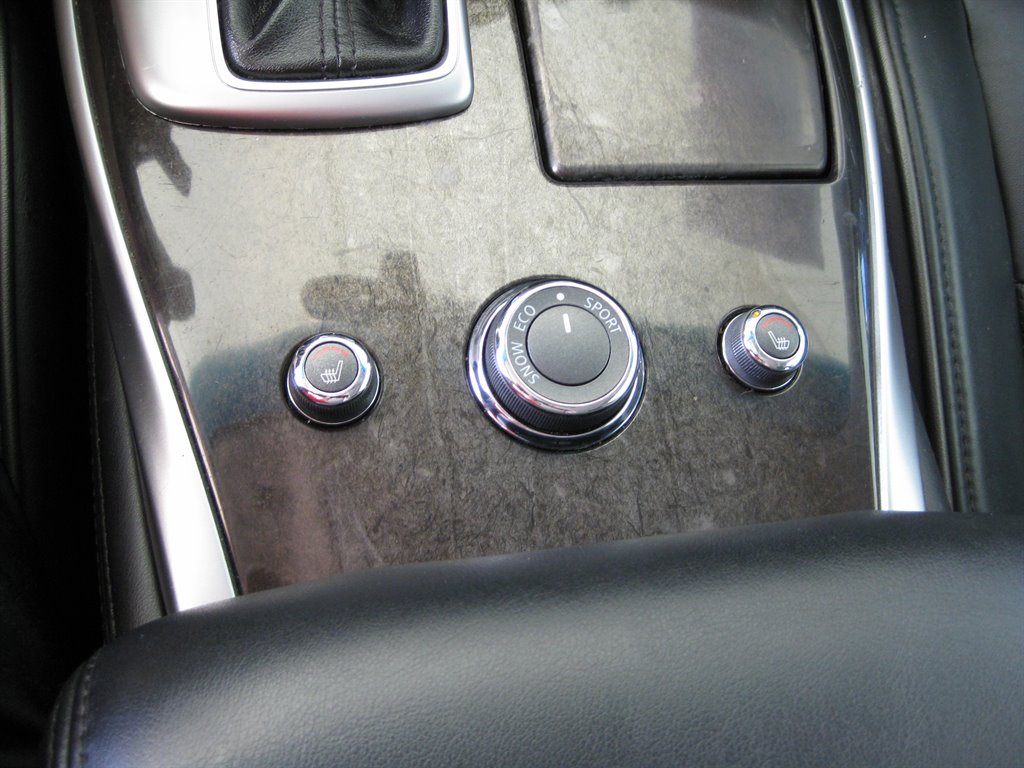 2013 Infiniti JX35 photo