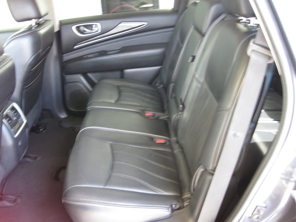 2013 Infiniti JX35 photo