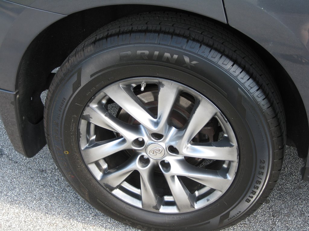 2013 Infiniti JX35 photo