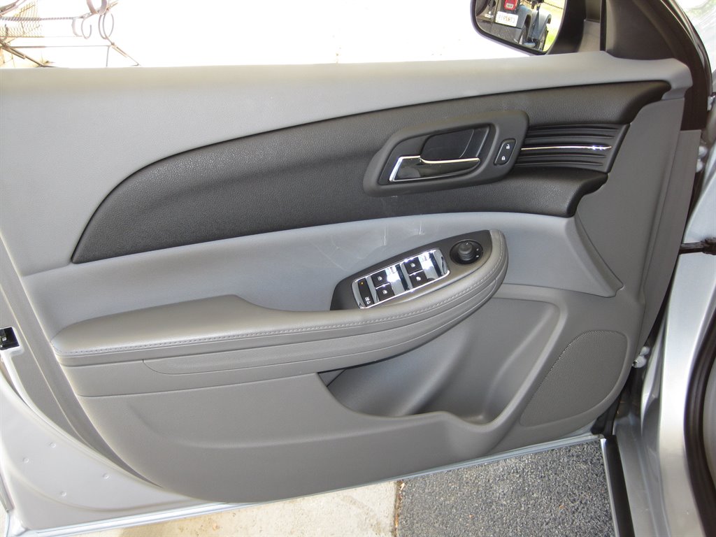 2013 Chevrolet Malibu LS photo