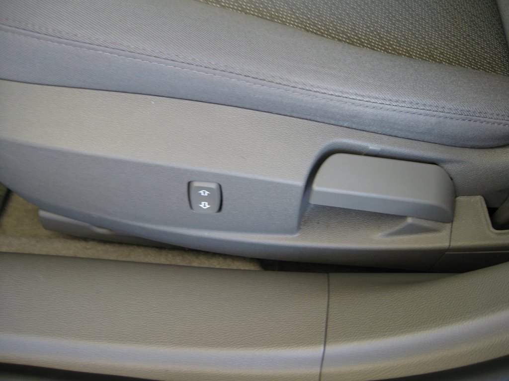 2013 Chevrolet Malibu LS photo