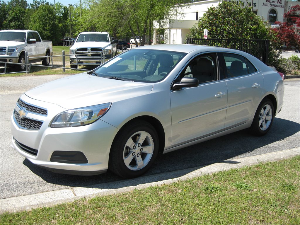 2013 Chevrolet Malibu LS photo