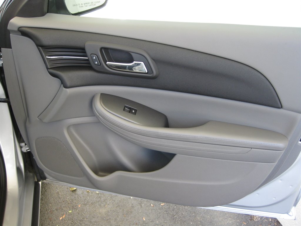 2013 Chevrolet Malibu LS photo
