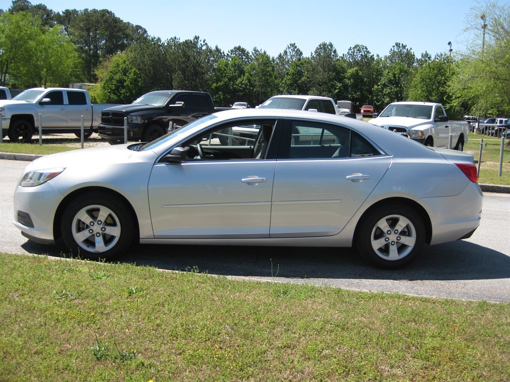 2013 Chevrolet Malibu LS photo