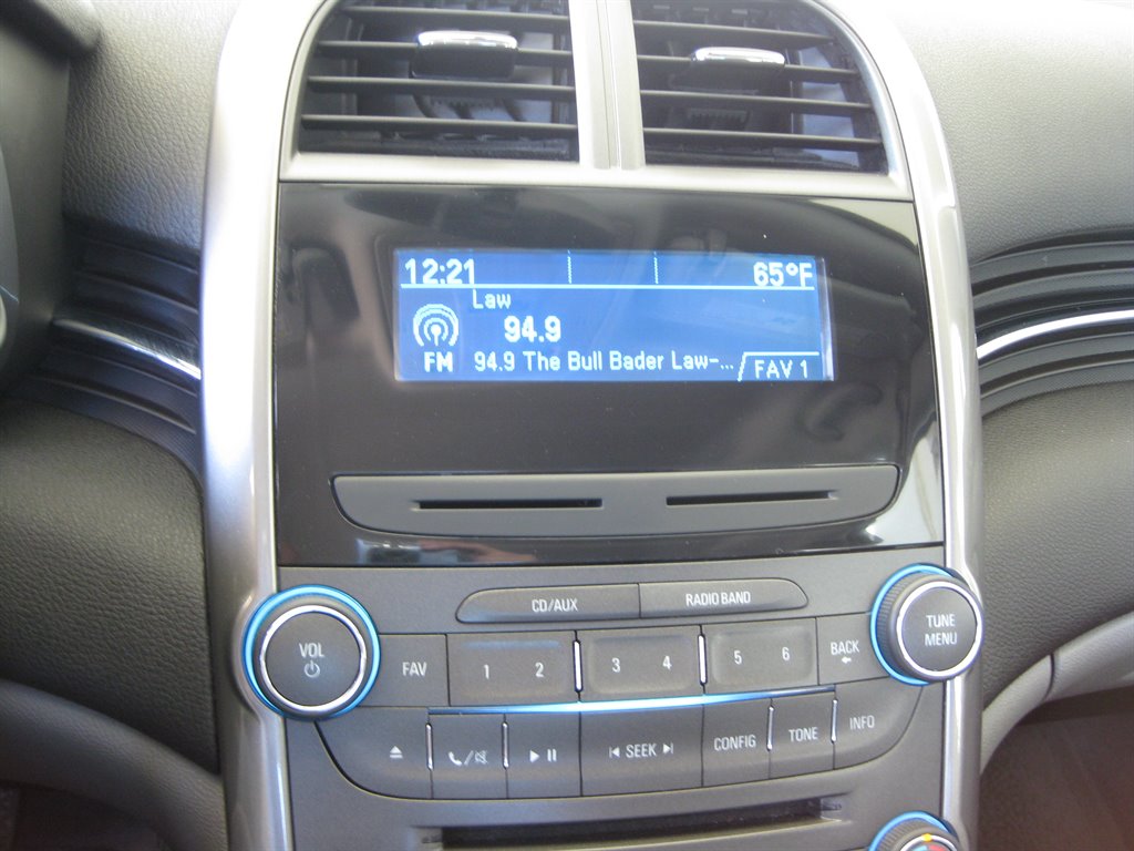2013 Chevrolet Malibu LS photo