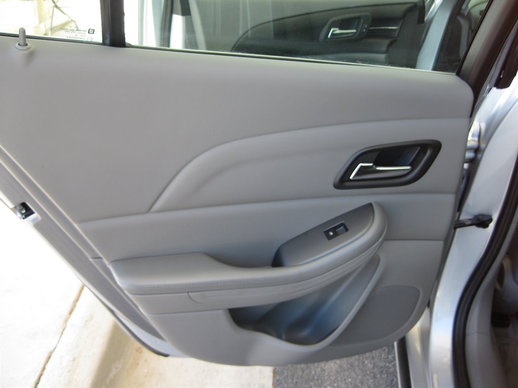 2013 Chevrolet Malibu LS photo
