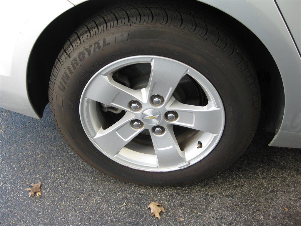 2013 Chevrolet Malibu LS photo