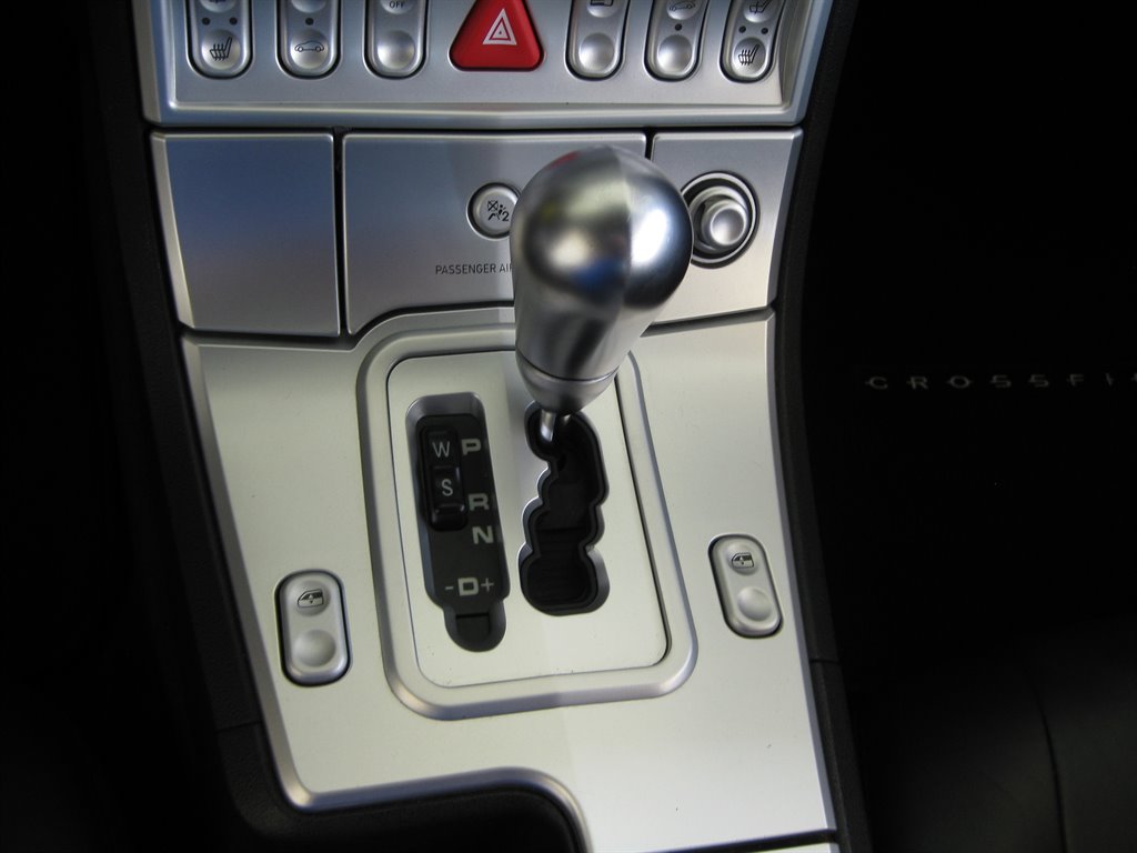 2005 Chrysler Crossfire Limited photo